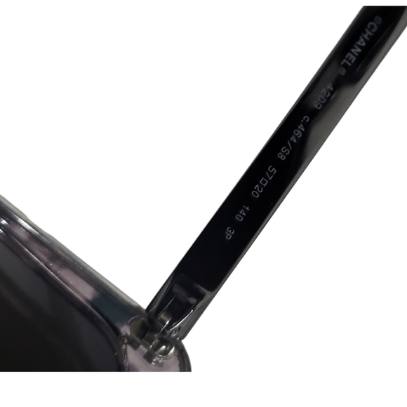 Chanel polarized sun glasses - Picture 8 of 16